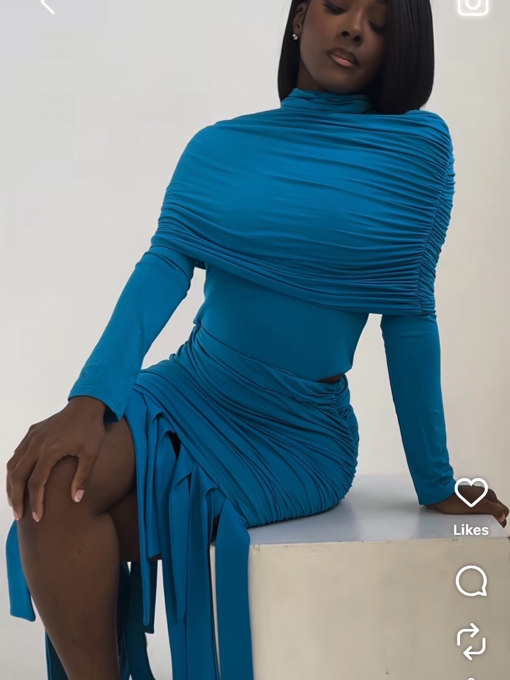 Irregular Exposure Ruched Teal Long-Sleeve Bodysuit with Teal Fringed Skirt